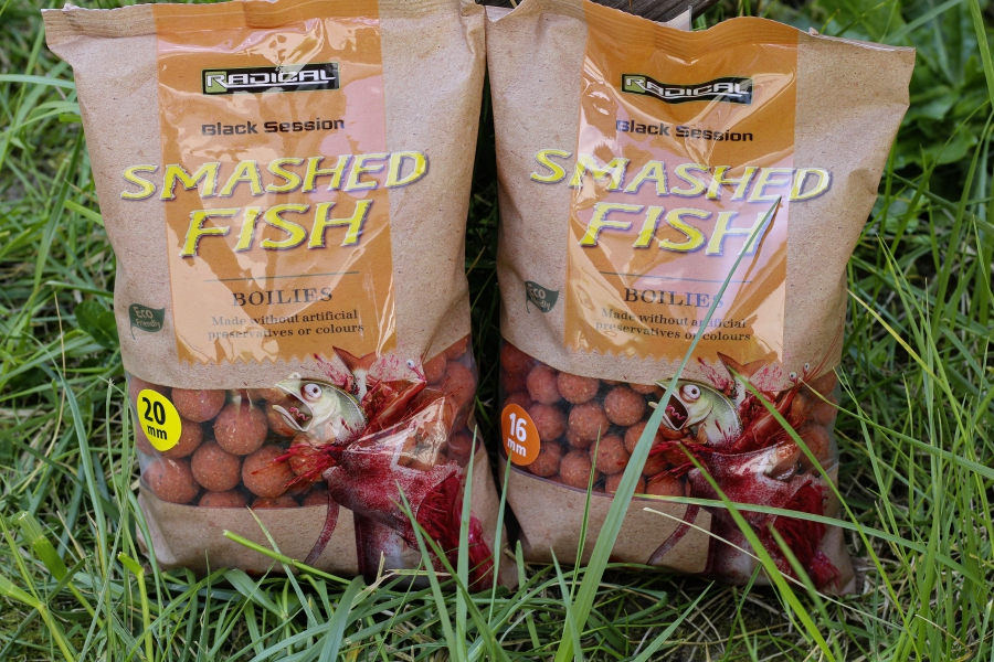 Boilies Radical Smashed Fish 1kg