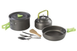 Kempingov sada riad pre dve osoby