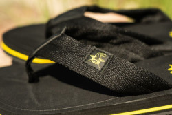Black Cat sum�iarske ��apky detail mot�vu sumca
