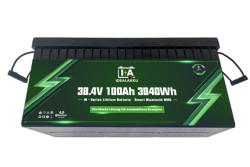 L�tiov� bat�ria s Bluetooth monitoringom