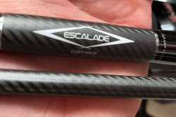  pr�t Sportex Escalade Carp Distance dr�en� v ruke pre lep�iu predstavu