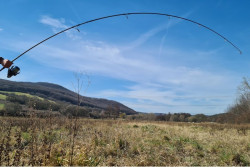  ohyb pr�tu Sportex Escalade Carp pri testovan�