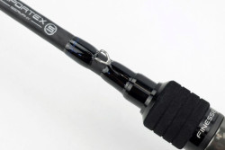 Dr�iak h��ika a n�strahy SPORTEX Magnific Finesse RS-2 M