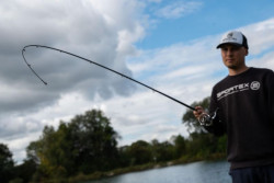 SPORTEX X-Act Zander RS-2 ohyb pr�tu pri zdol�van� ryby